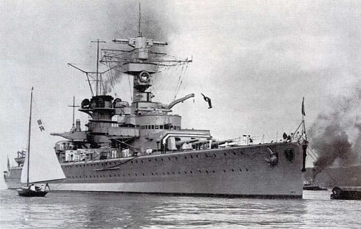 WW2 German Heavy Cruiser Lützow