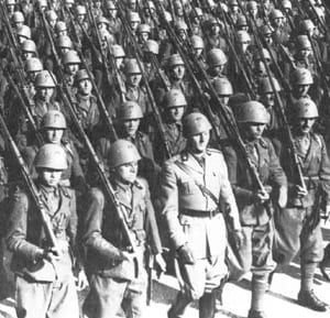 WW2 Italian Axis Soldiers Marching